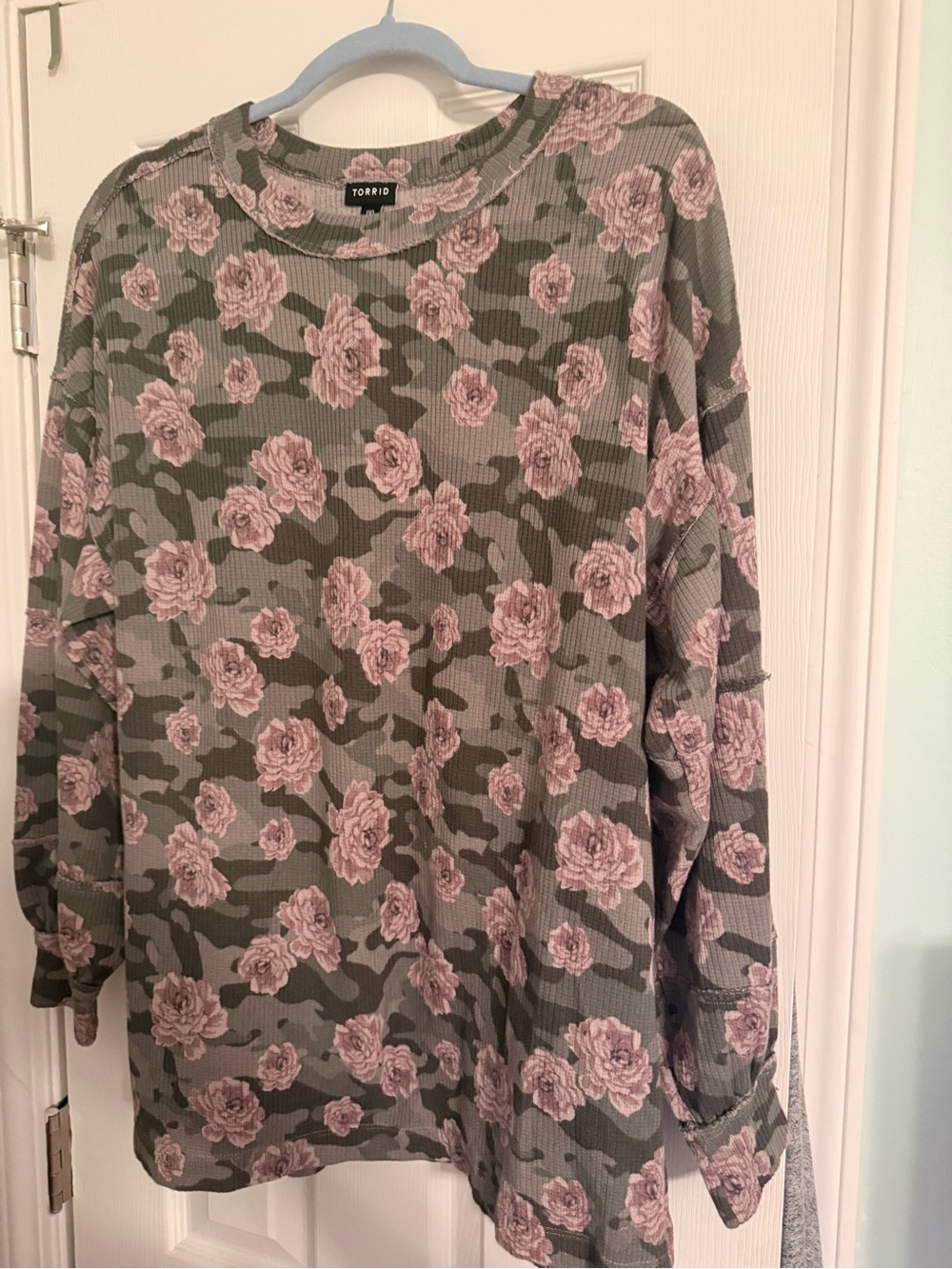 torrid Olive Camo & Pink Rose Long Sleeve Top